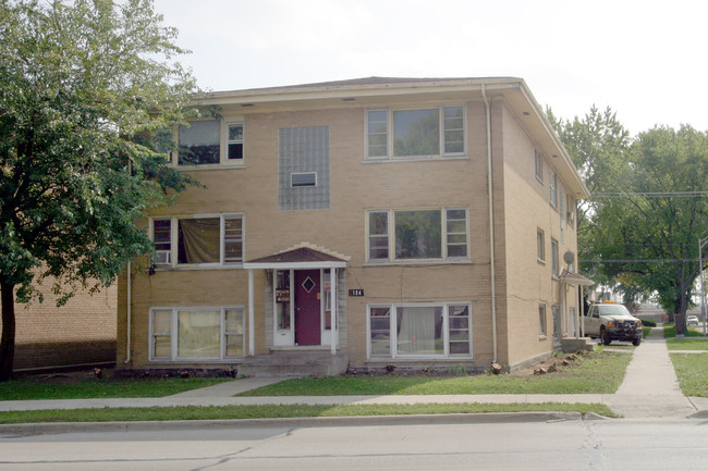 3122 St. Charles Rd in Bellwood, IL - Foto de edificio - Building Photo