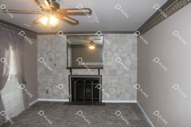 2817 Wynterhall Rd SE in Huntsville, AL - Building Photo - Building Photo