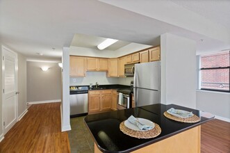 1633 Q Apartments in Washington, DC - Building Photo - Building Photo