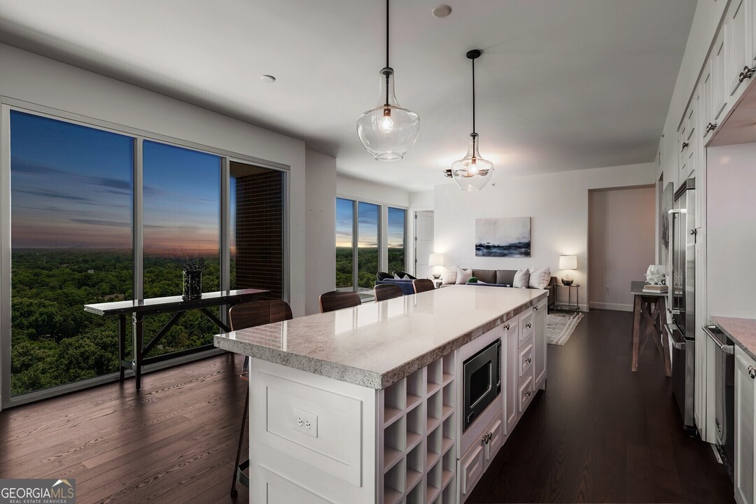 1820 Peachtree Rd NE in Atlanta, GA - Building Photo
