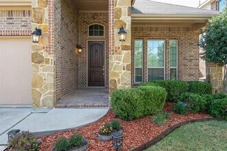 2812 Frontier Dr in Denton, TX - Building Photo - Building Photo