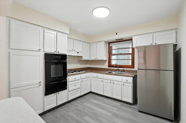 36 Liberty Ave in Jersey City, NJ - Building Photo - Building Photo