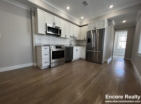 48 Englewood Ave, Unit 6 Apartamentos