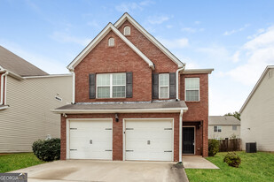 11577 Alicias Ct in Hampton, GA - Building Photo