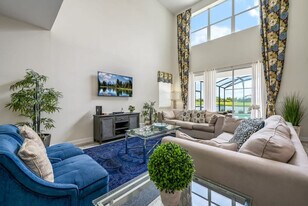 4789 Kings Castle Cir in Kissimmee, FL - Building Photo