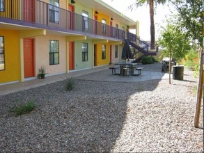 Reflections at Portland in Phoenix, AZ - Building Photo - Building Photo