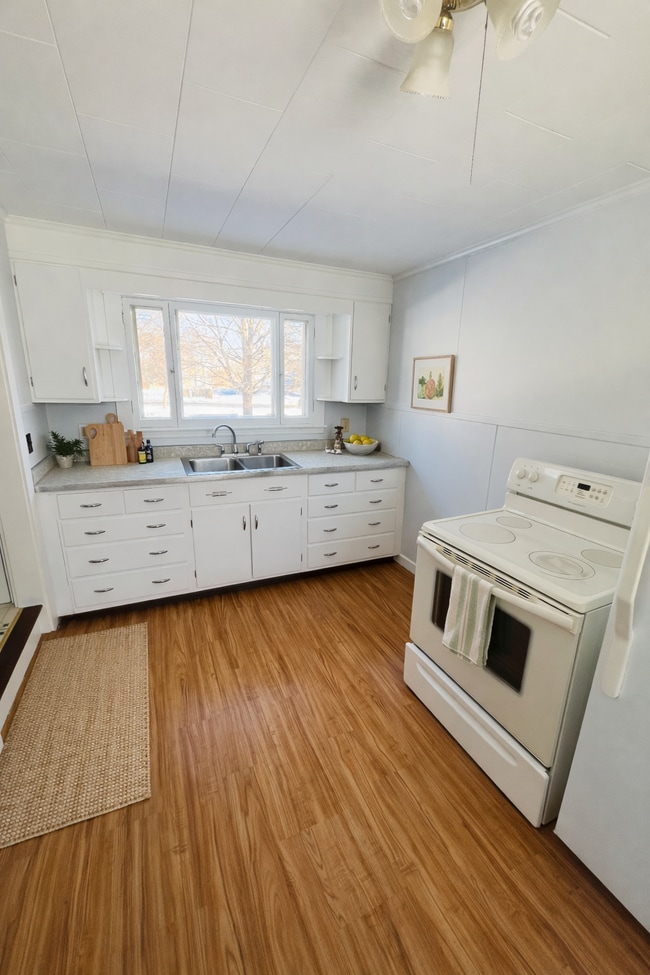 308-2 Union St, Unit 2