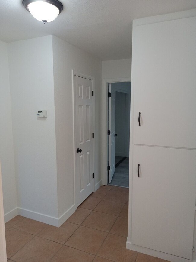 6900 Lumry St in North Highlands, CA - Building Photo - Building Photo