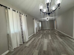 14075 Crow Rd in Apple Valley, CA - Building Photo - Building Photo