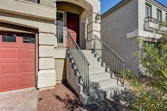 6328 Rock Strm Ln in Las Vegas, NV - Building Photo - Building Photo