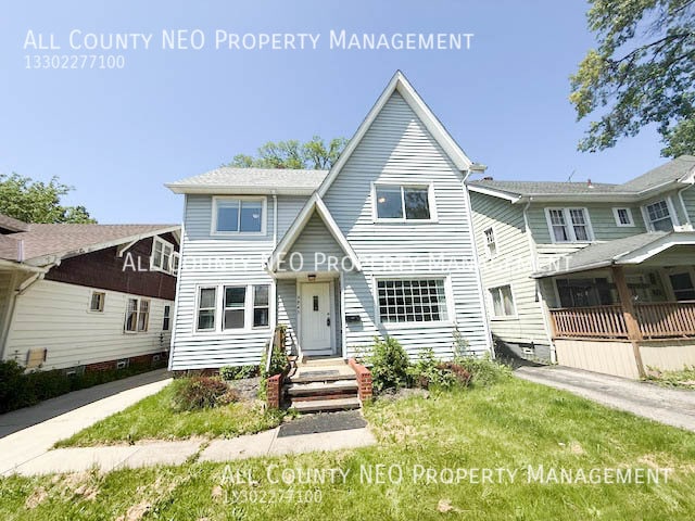 property at 3845 Summit Park Rd