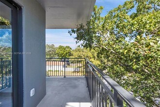 840 NE 130th St in North Miami, FL - Building Photo - Building Photo