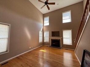 702 Plum St in Dekalb, IL - Building Photo - Building Photo