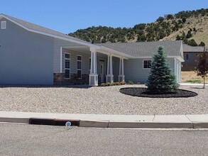 2742 W 250 S in Cedar City, UT - Building Photo - Building Photo