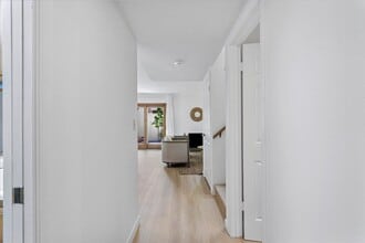 1105 Fontana Dr in Alameda, CA - Building Photo - Building Photo