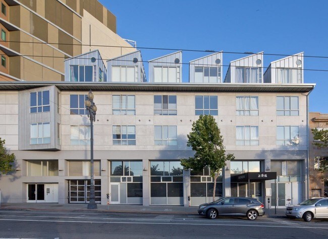 2027-2029 Market St