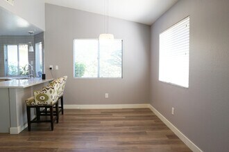 44150 Calico Cir in La Quinta, CA - Foto de edificio - Building Photo