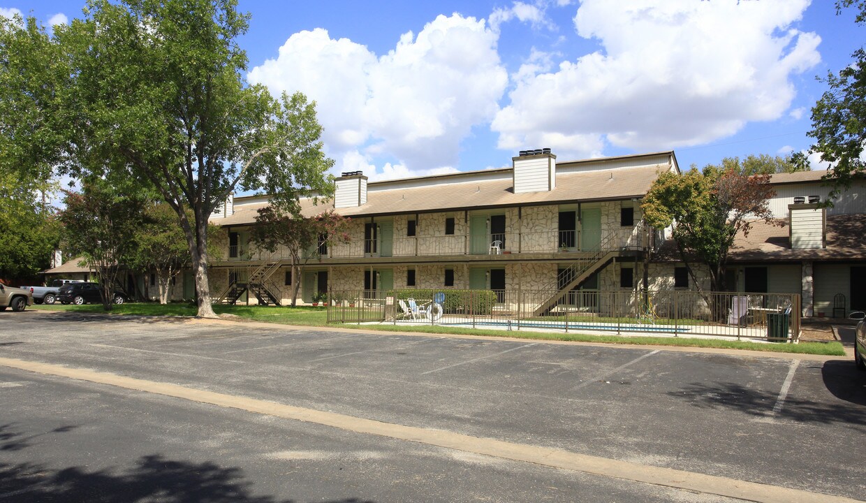 Pharo Condominiums in Austin, TX - Building Photo