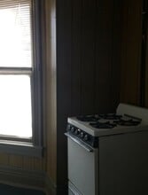 878 Prospect Ave, Unit Front Upper in Buffalo, NY - Building Photo - Building Photo