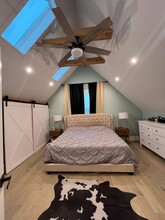 2721 W Melrose St, Unit 2 in Chicago, IL - Foto de edificio - Building Photo