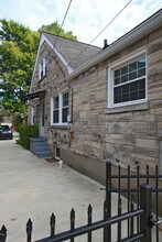 2324 Emerson Ave in Louisville, KY - Building Photo - Building Photo