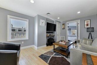 1 Telegraph St-Unit -Unit 2 in Boston, MA - Building Photo - Building Photo