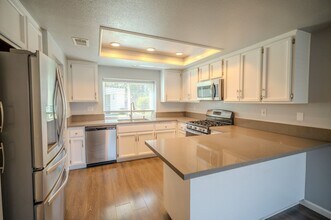 3099 Oakview Ln in Chino Hills, CA - Foto de edificio - Building Photo