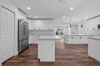 12335 Yellow Rose Cir in Riverview, FL - Building Photo - Building Photo