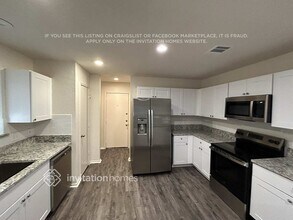 803 Young Dr in Cedar Hill, TX - Building Photo - Building Photo