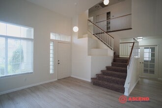 8310 Persimmon Dr in Bakersfield, CA - Building Photo - Building Photo