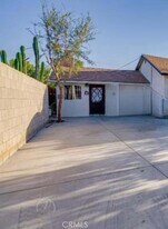 37 Garden in Bakersfield, CA - Building Photo