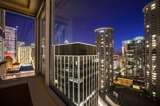 Met Tower Apartments Seattle Wa Building Photo Met Tower Apartments In Seattle