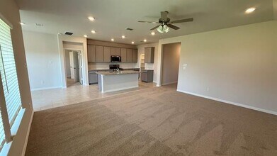 820 Jacquelyn Dr in Little Elm, TX - Building Photo - Building Photo