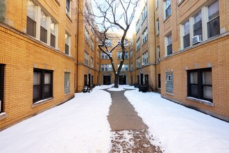 4720-4730 W Addison St in Chicago, IL - Foto de edificio - Building Photo