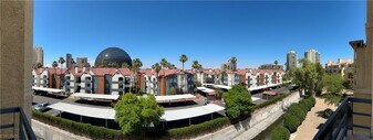 210 E Flamingo Rd in Las Vegas, NV - Building Photo