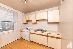 1133 Oak Ave, Unit 1133-W1