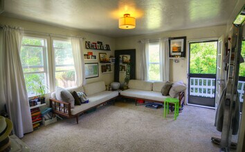 46 E Rincon Ave in Campbell, CA - Building Photo - Building Photo