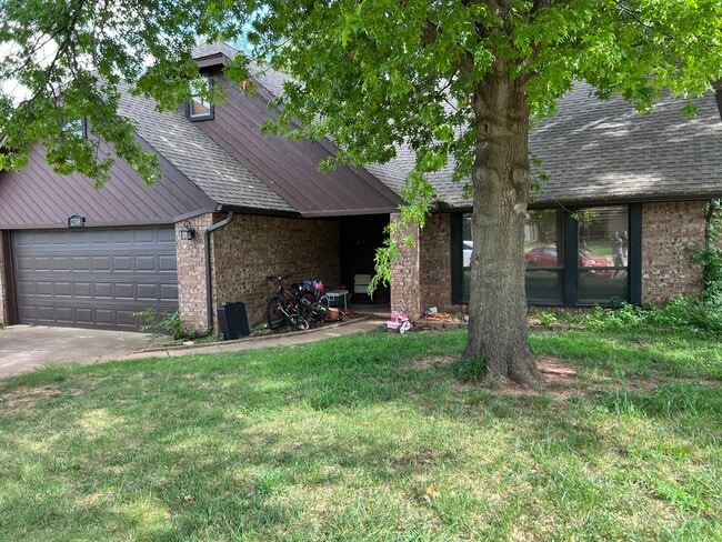 property at 2308 Shady Tree Ln