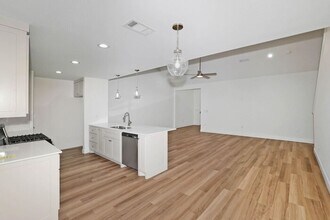 7612 Woodford Ave in Amarillo, TX - Building Photo - Building Photo