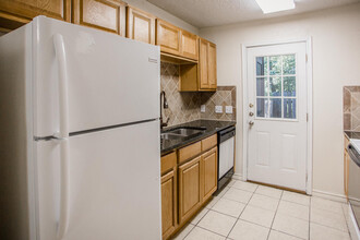 813 Ranch Rd 12 in San Marcos, TX - Building Photo - Building Photo