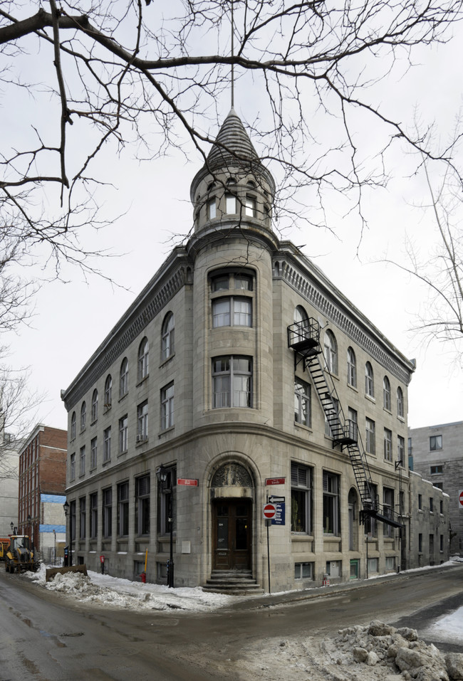 William-Watson-Ogilvie in Montréal, QC - Building Photo - Building Photo