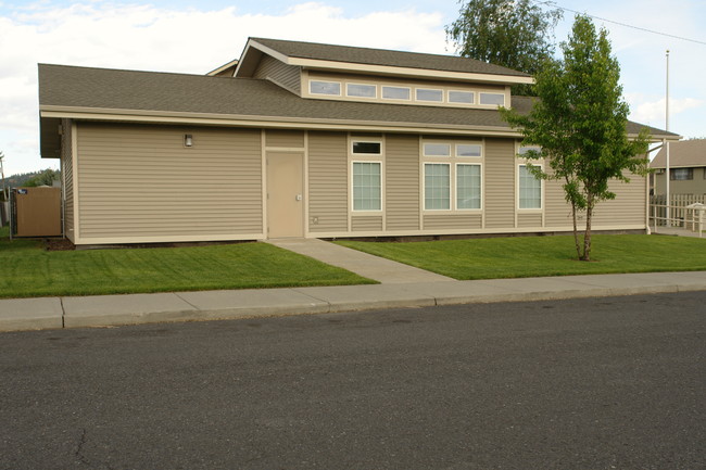 Winchester Court I & II in Spokane, WA - Foto de edificio - Building Photo