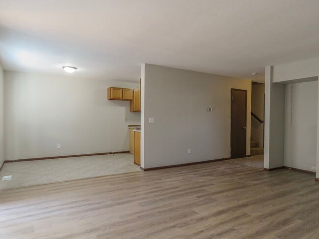 205 3rd St in Gaston, OR - Building Photo - Building Photo
