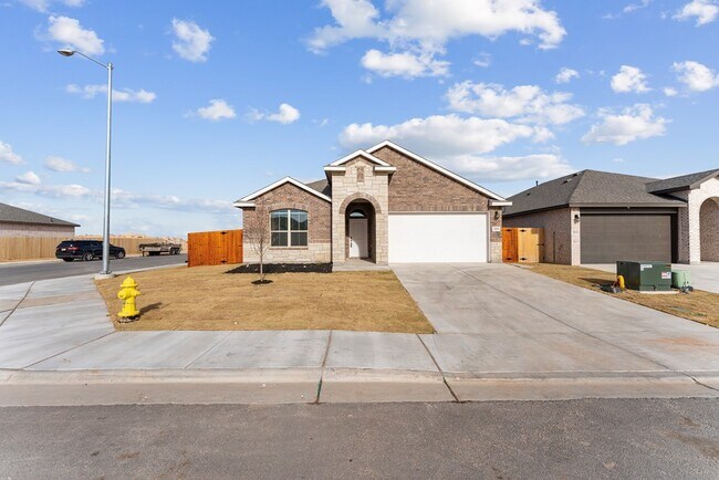2101 Fortune Dr in Midland, TX - Building Photo - Building Photo