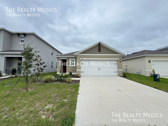 1180 Cascades Ave in Davenport, FL - Building Photo - Building Photo