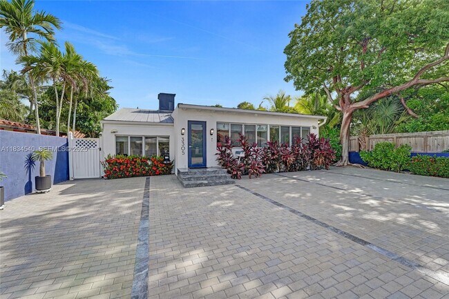 3305 NE 16th Ct in Fort Lauderdale, FL - Building Photo - Building Photo