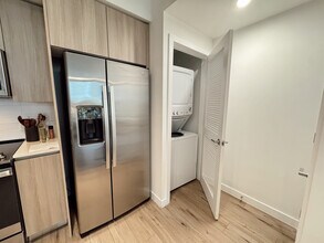 7192 W 4th Ln, Unit A in Hialeah, FL - Building Photo - Building Photo