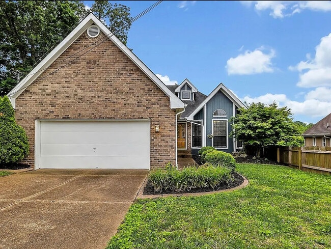 property at 1509 Trailwood Ct