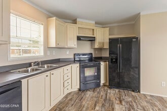 5102 E 12th St in Panama City, FL - Building Photo - Building Photo