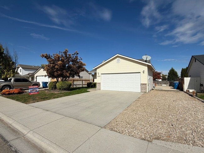 2018 W Grouse St in Nampa, ID - Building Photo - Building Photo